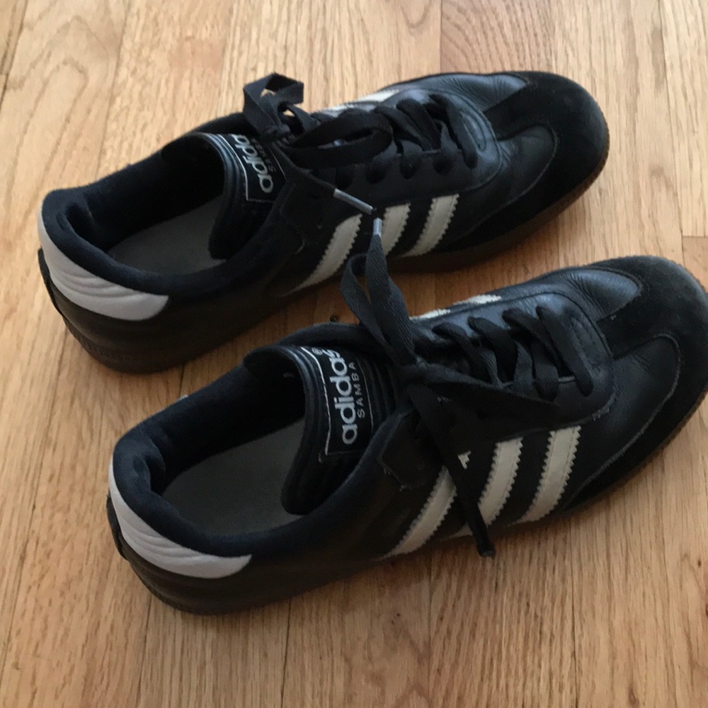 Adidas Sambas